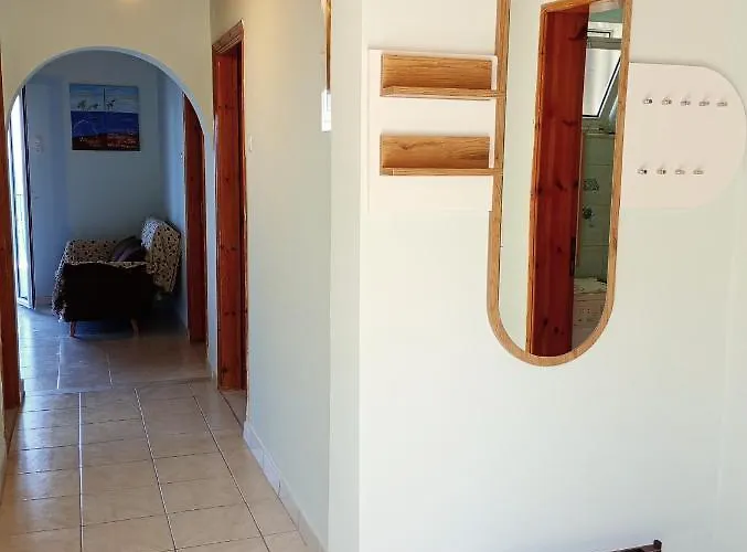 Xigia Hideaway - Panoramic Sea View House 펜션 *
