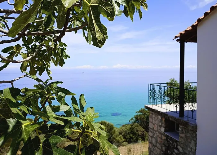 Xigia Hideaway - Panoramic Sea View House 펜션 *